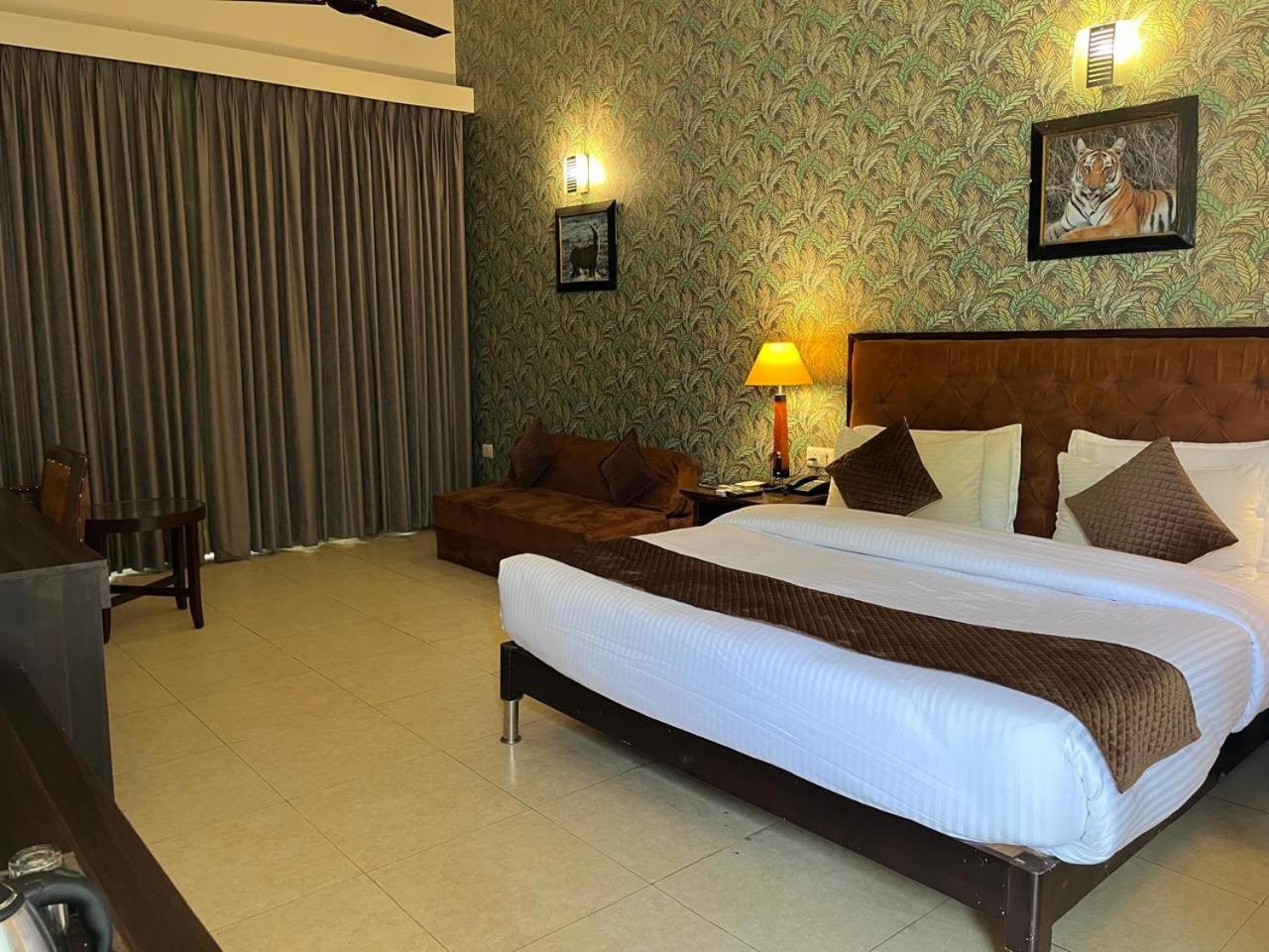 Click Resort Corbett Tiger Den Rāmnagar Exterior photo