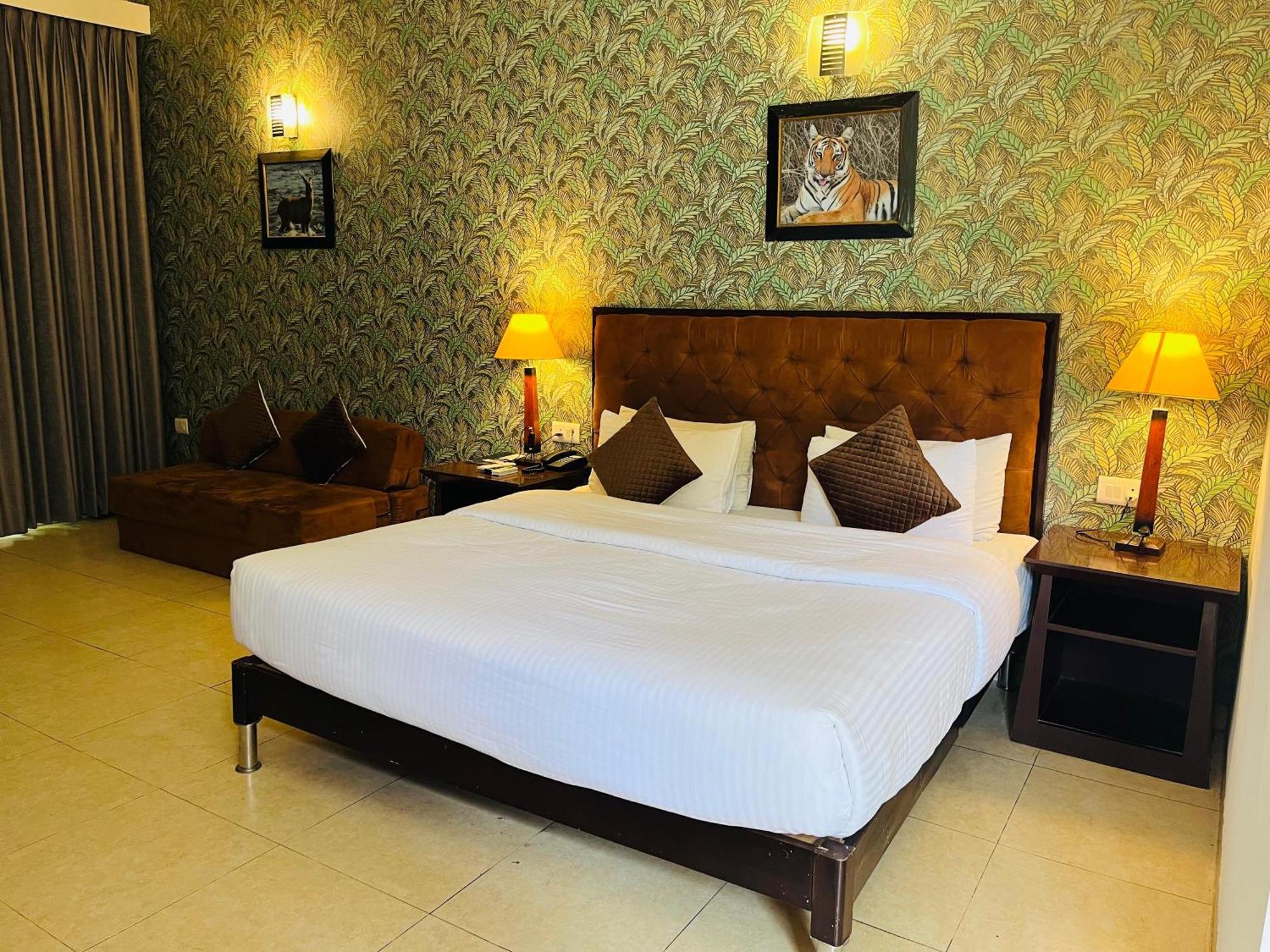 Click Resort Corbett Tiger Den Rāmnagar Exterior photo